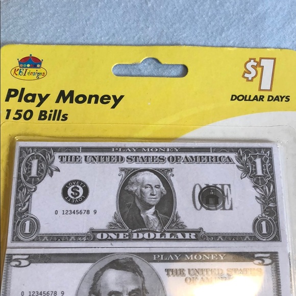 FREE W/ BUNDLE Play money - Picture 2 of 5